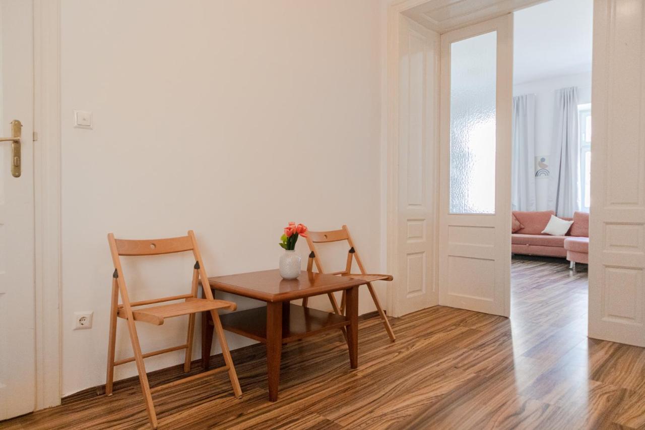 Special Vintage Viennese Apartment - 12Min F Downtown Exterior foto